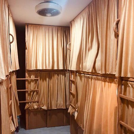 Mabrook Dormitory Bombay Esterno foto
